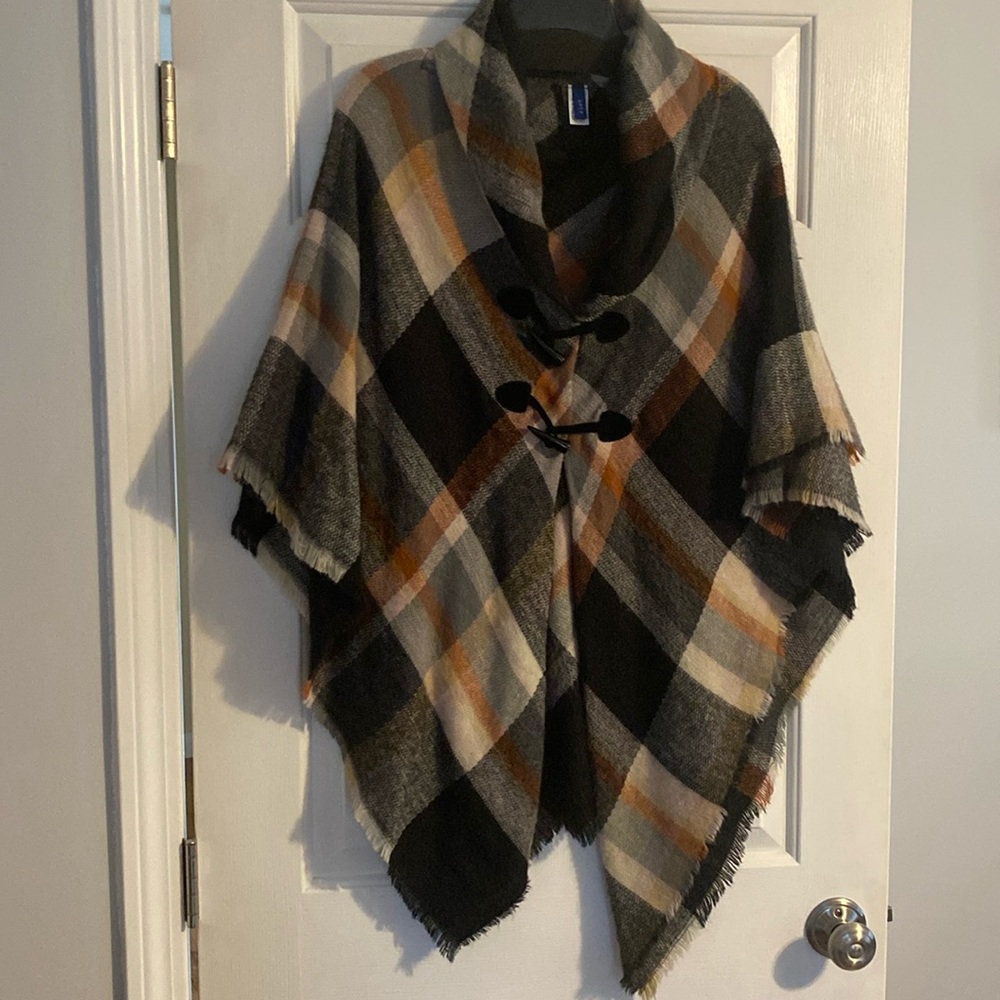 Apt. 9 cape, black and beiges plaid. One size.